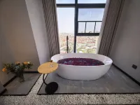 Yunji Central Hotel (Lixian Wanda Branch)