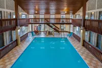 Days Inn by Wyndham Vernon - Pools