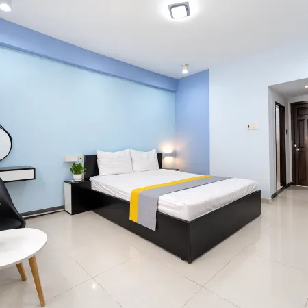 Palette Amura Hotel - Near Gigamall Отели рядом с достопримечательностью «Гипермаркет Vincom Plaza Thu Duc»