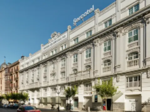 庫裡森斯考特爾飯店 阿萬多站（西班牙）附近的飯店