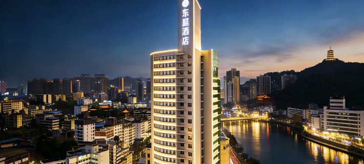 Dong Ting Hotel Hotels in Zunyi