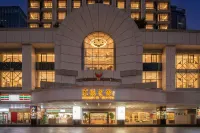 Shenzhen Jingpeng Hotel (East Gate Pedestrian Street Hubei Subway Station Branch)