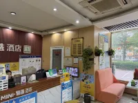 Metropolitan Select Hotel