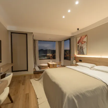 Floral Hotel·Jingyuan Yaju Designer View Homestay (Lijiang Ancient City Dashuiche)