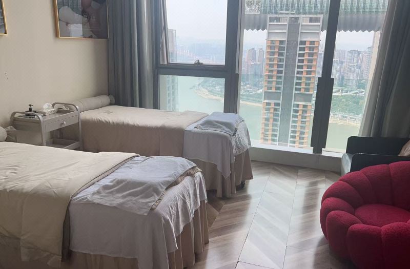 Ouchen Skyrise Riverside Hotel ( Raffles City Chongqing)