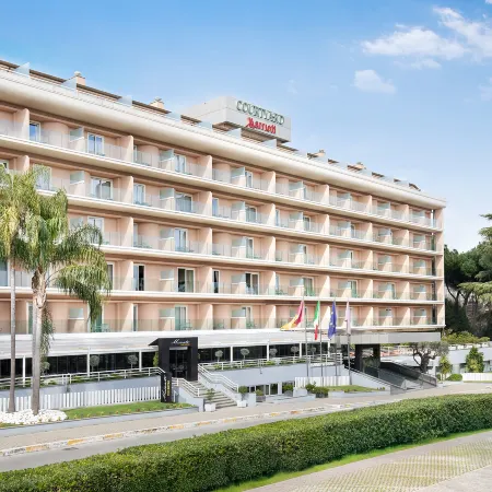 Courtyard by Marriott Rome Central Park Отели рядом с достопримечательностью «Трионфале»
