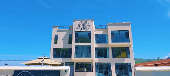 Starry Lodge B&B Hotels in Nilka County