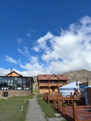Bayalag Resort