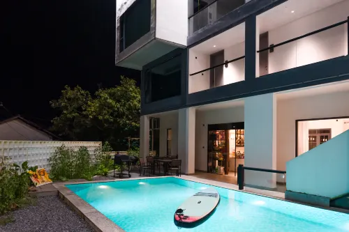 Qixili · Private Hot Spring Design Guesthouse (Jing Moon Bay Tourist Resort)