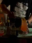 Yayuan Private Hot Spring Vacation Apartment (Yangshuo Yulong River Jiuxian Wharf) - bar