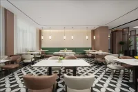 Huancheng Hotel (Hubei University of Science and Technology Branch)