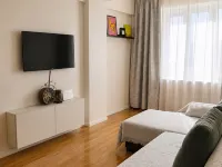 Warm & Cozy Stay in the City Center 蘇赫巴托爾附近的飯店