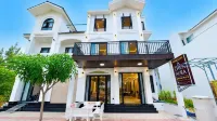 CHEN AURA HOMESTAY - 2 stelle