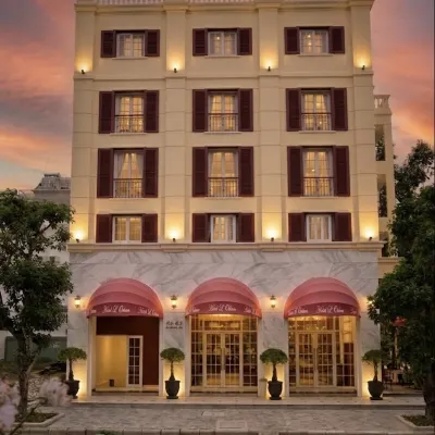 富美興奧德翁酒店 鄰近Sân vận động CIS的酒店