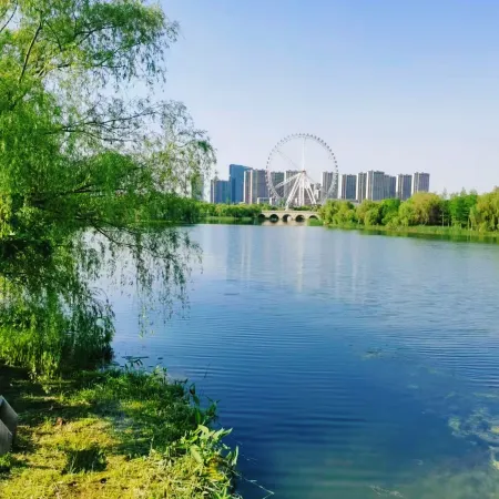 Zhenjiang Hongjing Homestay (Butterfly Commercial Plaza Branch)