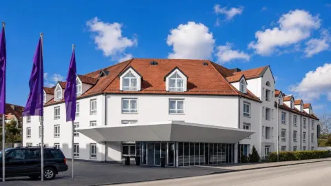 Sunday Hotel München Airport Freising in 프라이징