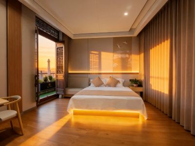 Zhenjiang · Riverside View Chinese Inn (Langzhong Ancient City Huaguang Tower)
