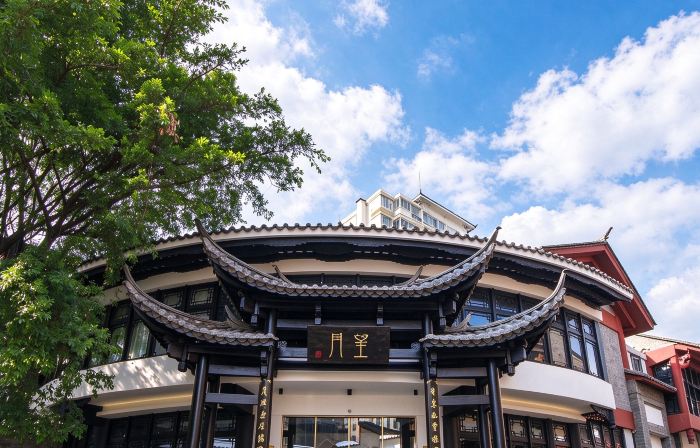 Moonlight Courtyard Hotel (Kunming Nanping Street and Near the train station)