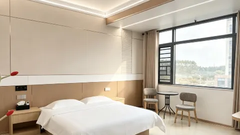 Jinlongquan Business Hotel in Phù Tuy