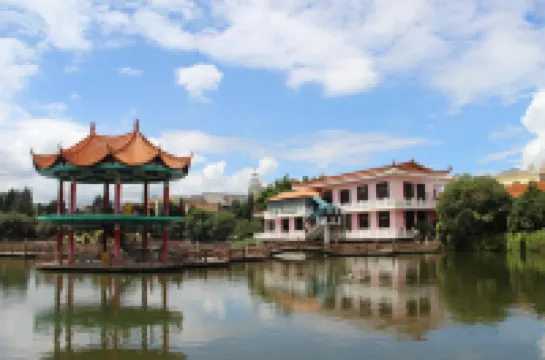 昆明興華飯店（滇池旅遊度假區店） 西山風景名勝區附近的飯店