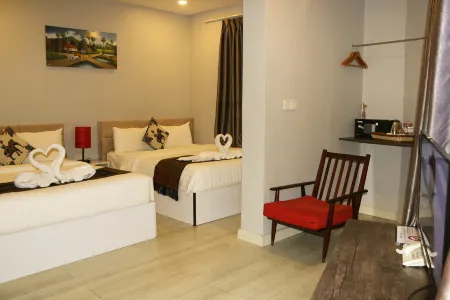 Ostro Hotel Отели рядом с достопримечательностью «Уот Ауналом Монастери»