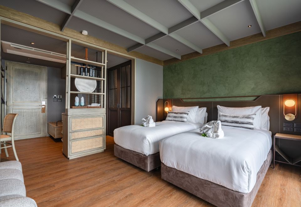 1. 타이 파이트 호..