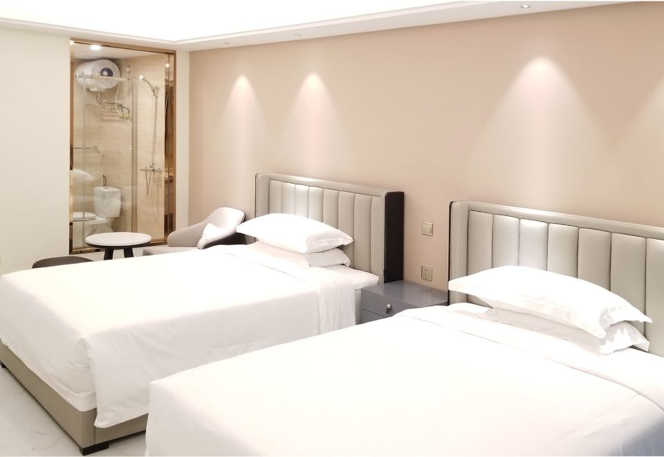 Tianyi Apartment 수영장