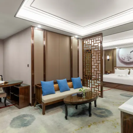 Xinyi Hotel