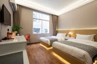 VALATOMS Fanlatu Hotel (Mount Siguniang Scenic Area)