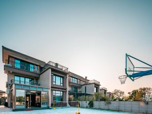 Qingyuan Fogang single-family full suite multi-tangchi basketball court slide pool villa