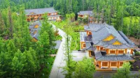 Changbai Mountain Guanyue Folk-Custom Hotel Hotels in Antu