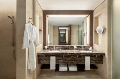 オーシャンウィング　ジュニアスイート　ガーデンビュー　キングルーム シャングリ・ラ ラサリアリゾート＆スパ コタキナバルの写真