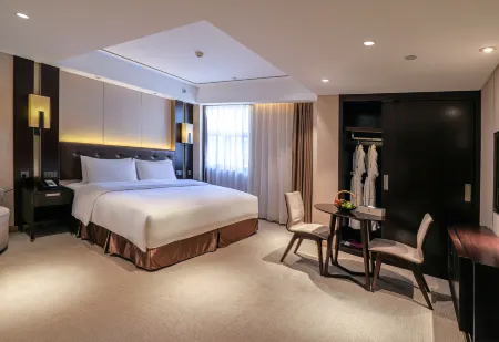 Imperial Dragon Bay Purejoy Hotel Nanning Отели рядом с достопримечательностью «Yongjiang Inlet Art Museum»