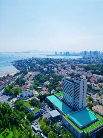 Qingdao Huanghai Hotel Отели рядом с достопримечательностью «Ocean University of China Calligraphy Institute»