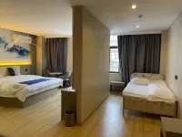 Mangkang Rumei Resort Hotel (Zhuka Bridge)