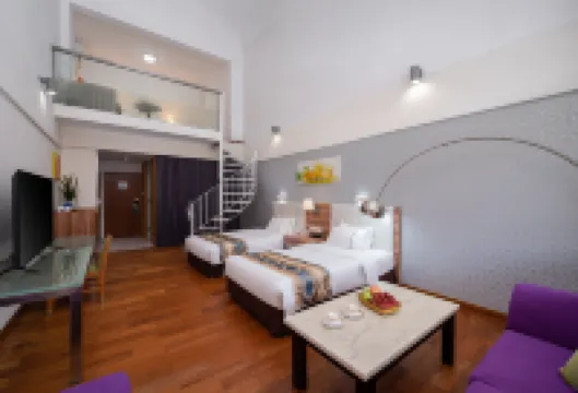 Pearl Bay Seaview Hotel (Laojie Seaview)