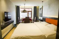 Daqing Dongyue Boutique Hotel