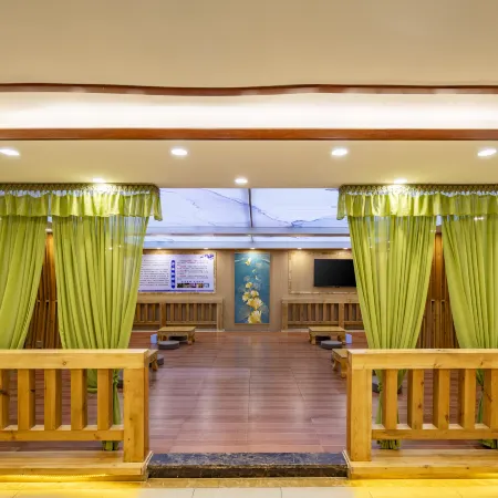 Holiday Inn Guanrong Chengde Mountain Resort