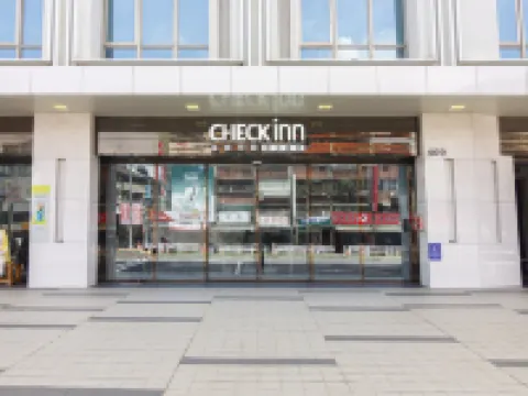 CHECK inn New Taipei LuZhou 三張公園周辺のホテル