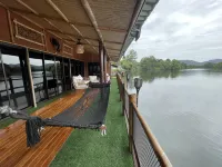 The Parrot Inn Kanchanaburi Hotels in 