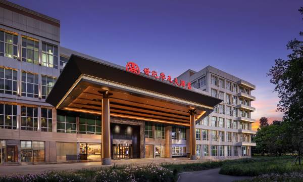 Century Huatian Hotel