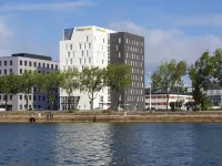 Appart'hôtel Odalys City Centre Les Docks Ξενοδοχεία στην πόλη Upper Normandy