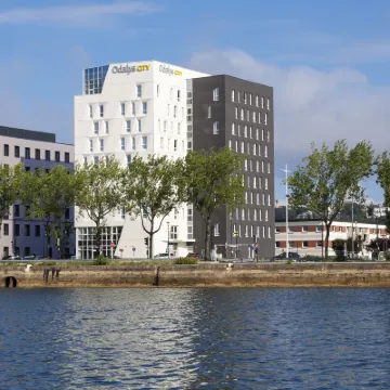 Appart'hôtel Odalys City Centre Les Docks Hotels near Natural History Museum
