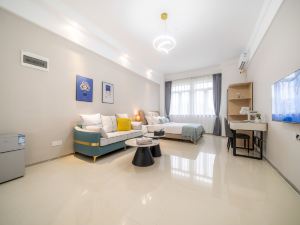 Heyston Executive Apartment (Shenzhen Pingshan High-speed Railway Station International Film City )