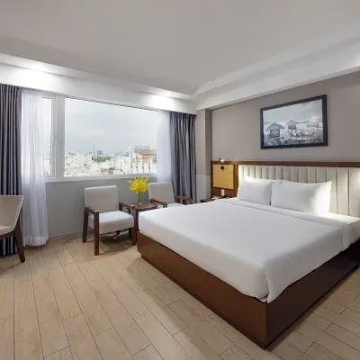 Viet Lotus Saigon Hotel フートー競馬場周辺のホテル