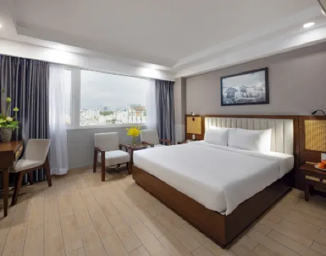 Viet Lotus Saigon Hotel フートー競馬場周辺のホテル