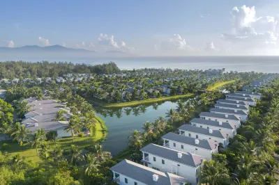 Danang Marriott Resort & Spa, Non Nuoc Beach Villas فنادق في 