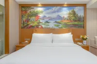 Vienna Hotel (only Henan Film Town in Zhengzhou) Hotel di Zhongmu