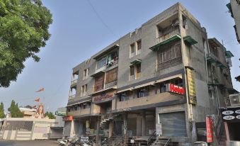 Hotel Maninagar Residency