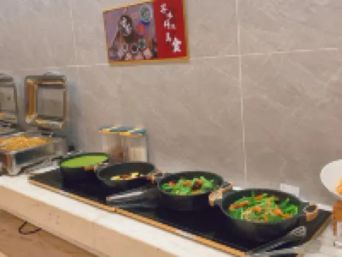 Vienna Hotel (Lufeng Renmin Road Branch) Hotels in Lufeng